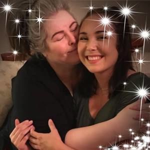 Meet your Posher, Leanne